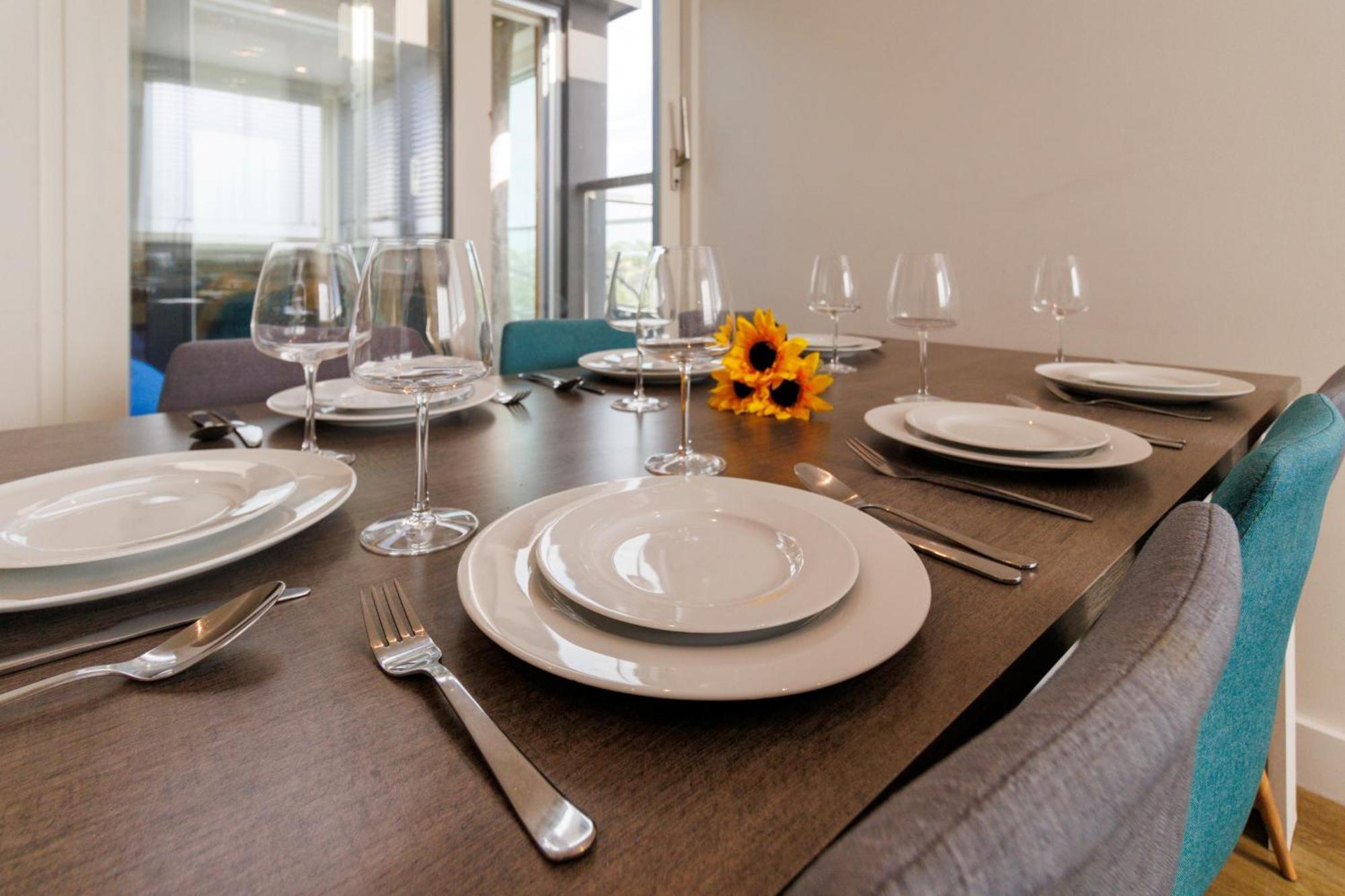 City Centre, Sleeps 7, Stunning Views & Parking, Interconnected Rooms Long Stay Work Contractor Leisure, Diamond Penthouse CBG Dış mekan fotoğraf