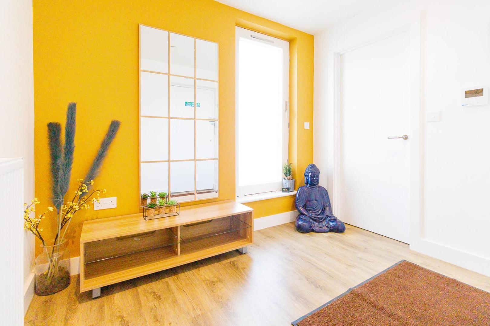 City Centre, Sleeps 7, Stunning Views & Parking, Interconnected Rooms Long Stay Work Contractor Leisure, Diamond Penthouse CBG Dış mekan fotoğraf